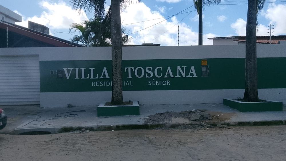 Fachada da Villa Toscana, unidade bessa
