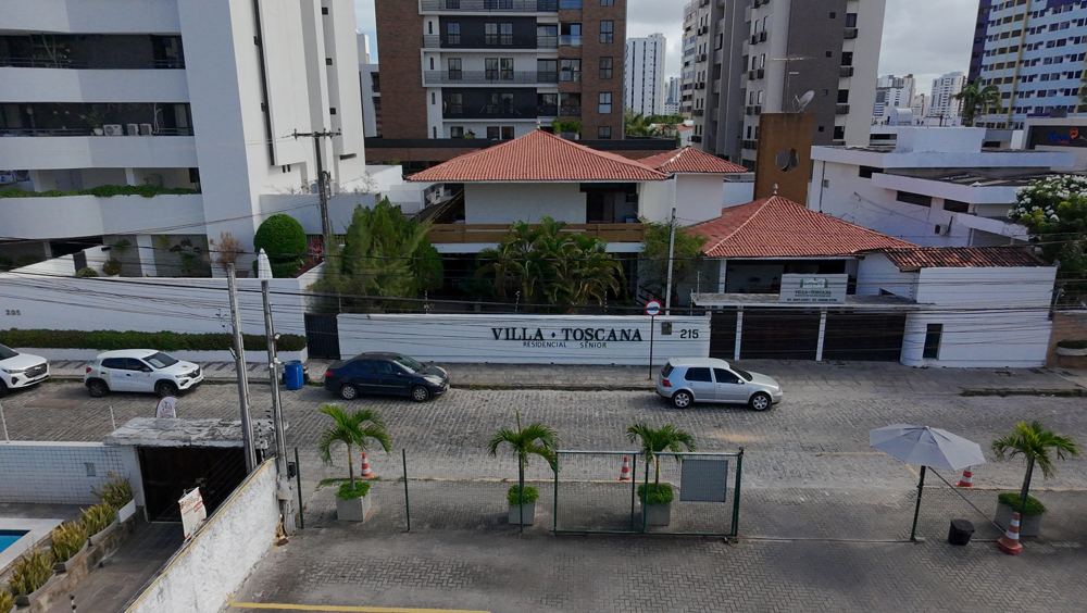 Fachada da Villa Toscana, unidade jardim oceania